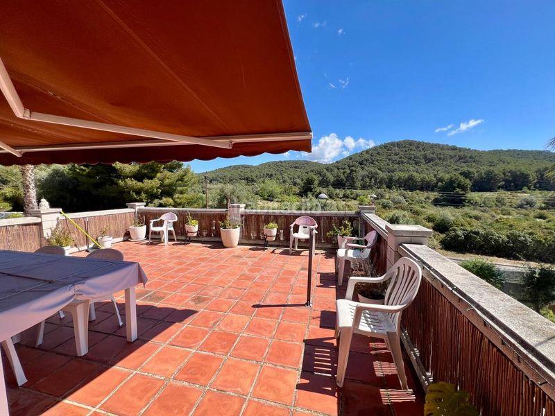 Foto f41869d9-7c0f-475d-ae26-660c563e8b33. Casa amb calefacció aparcament piscina a Mas romeu Calafell