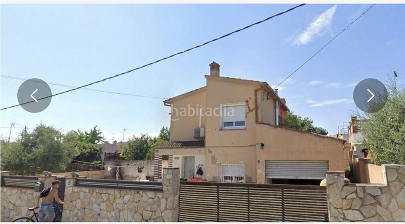 Foto b499b6df-82b5-483e-b27e-64a394c382c7. Casa con parcheggio in Santa Oliva