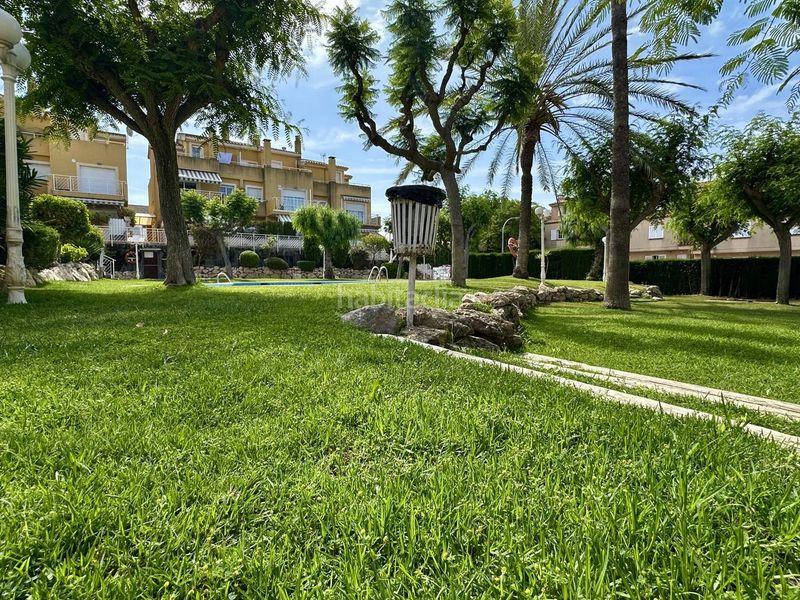 Foto 0d1c946d-2f71-4b4c-acc4-ad7642823ff4. Casa aparellada amb aparcament piscina a Altafulla
