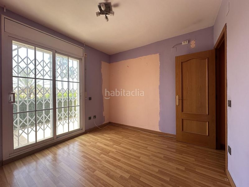 Foto 4390eaee-a978-4a47-9723-7af9742775d9. Casa aparellada amb aparcament piscina a Altafulla