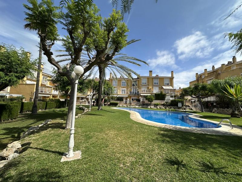 Foto ececbf17-da21-4827-95f5-a858fa7e7090. Casa pareada en Altafulla