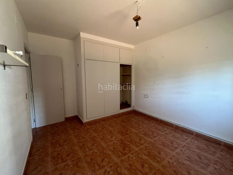 Foto 6f6a777d-04eb-4a41-824c-661279dac7e6. Casa con parcheggio in Cunit residencial Cunit