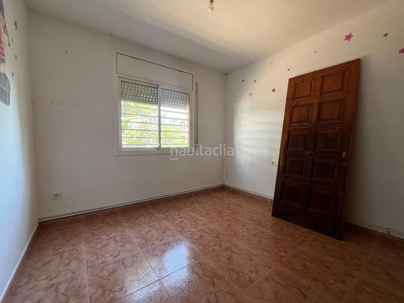 Foto a6f8e5c5-548c-42ca-958a-d793ecfa9bf4. Casa con parcheggio in Cunit residencial Cunit