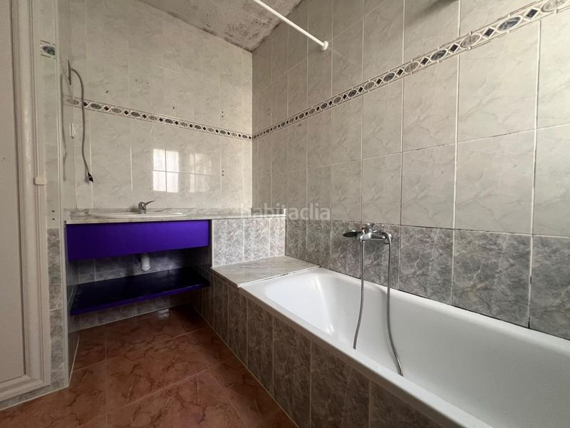 Foto b2379df3-5d74-4038-9056-6494a58926e3. Casa con parcheggio in Cunit residencial Cunit