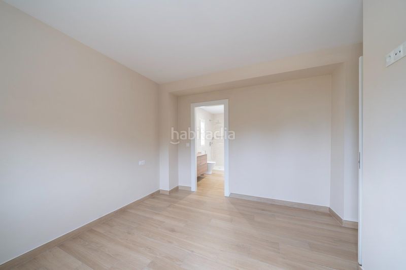 Foto d87d2588-e3a5-45b9-9750-bfbde631170c. Casa amb aparcament a Dílar