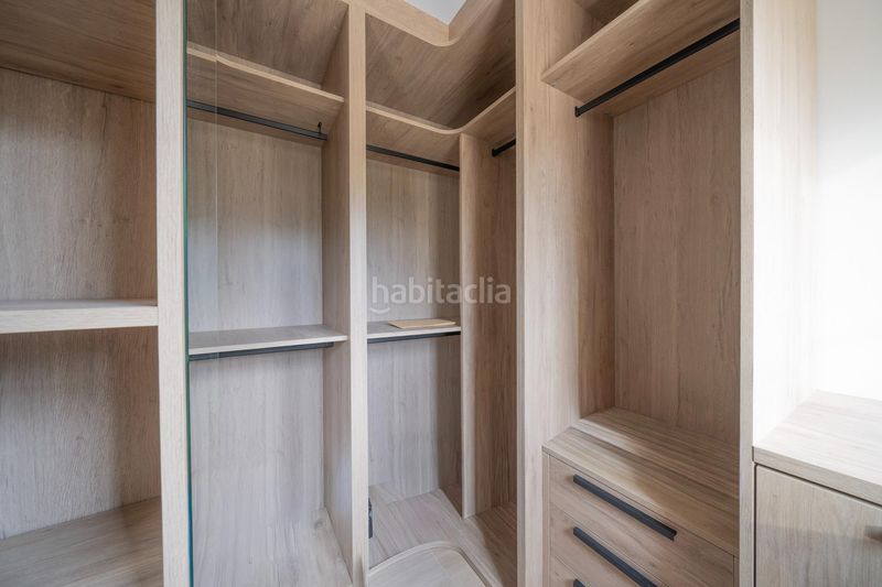 Foto fe7a906a-5887-41bb-9740-4f5cd9f6f4ce. Casa amb aparcament a Dílar