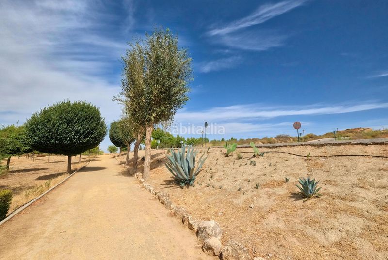 Foto 3dbf9917-ffb6-44d5-a230-5163d805a691. Terreny residencial a Dílar