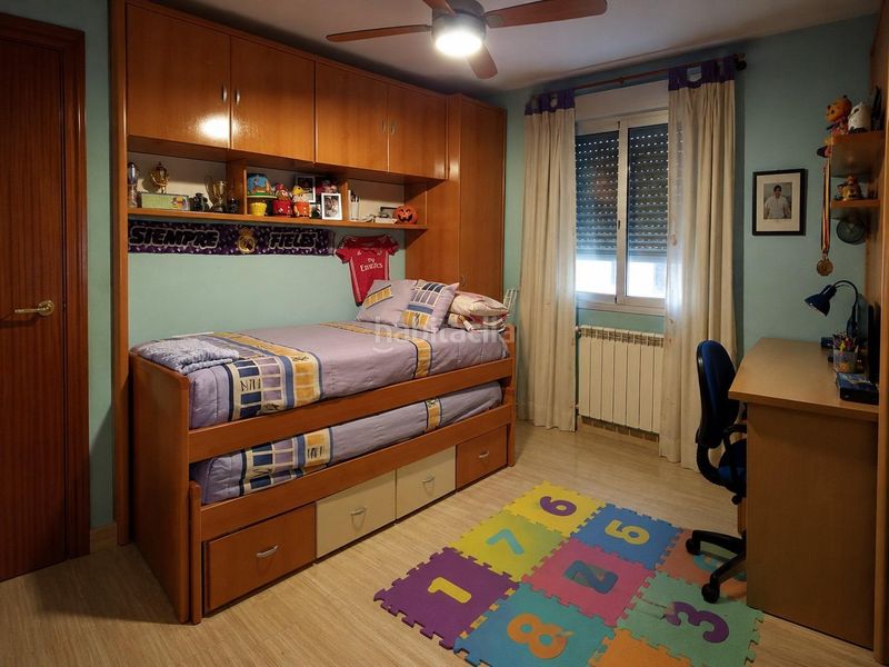 Foto 6c7cd68c-f4e7-47ea-8635-1838527e88f7. Pis amb aparcament a Residencial Triana - Barrio Alto Gabias (Las)