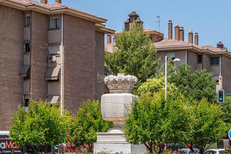 Foto 0b273bc7-81e1-456f-a64b-34d3c2083f4c. Àtic amb calefacció a San Francisco Javier Granada