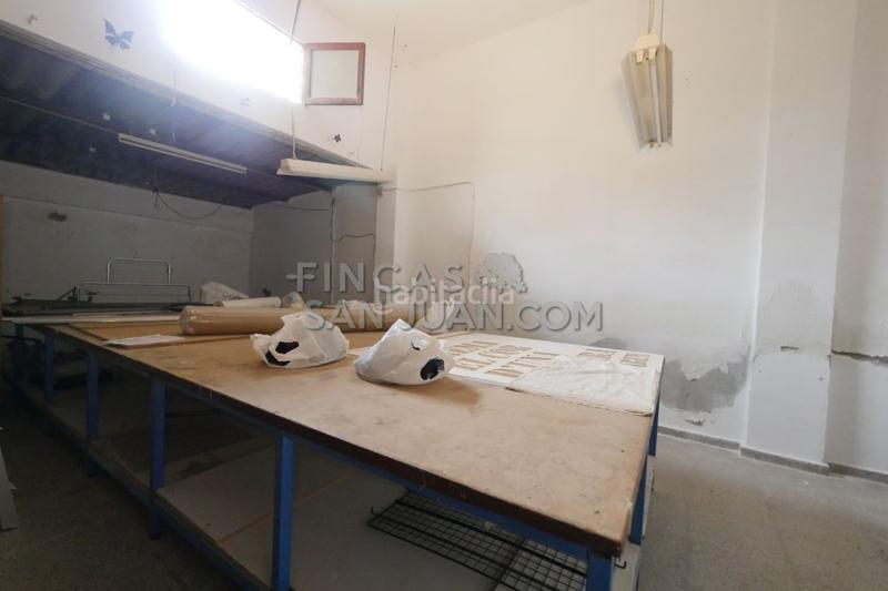 Foto c7eba847-9f3e-4b2e-9a00-69de0af31e33. Locale commerciale in Centro San Juan de Alicante