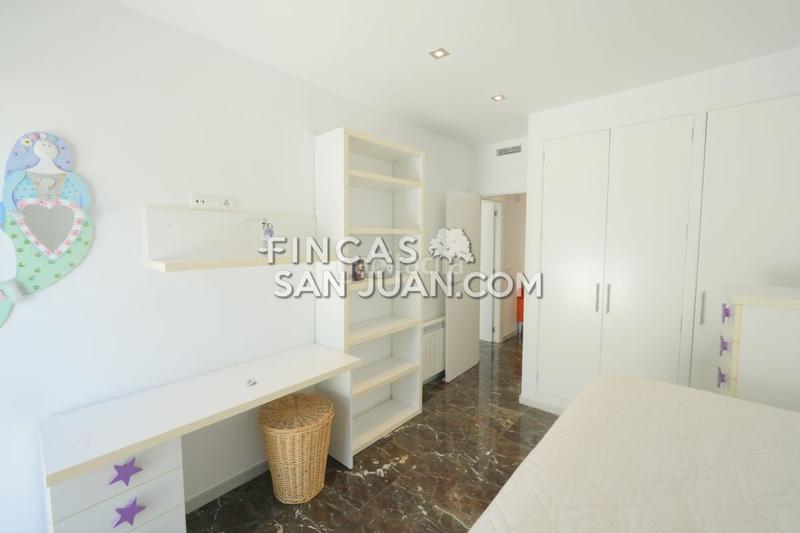 Foto 3f09e7af-7b1c-44a3-8296-a38fa97ab27b. Xalet amb calefacció aparcament piscina a Salafranca-Lloixa San Juan de Alicante