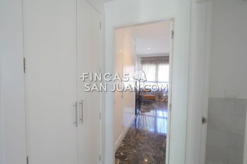 Foto 5a381324-308b-43c3-bca0-0f7c58a8ea4e. Xalet amb calefacció aparcament piscina a Salafranca-Lloixa San Juan de Alicante