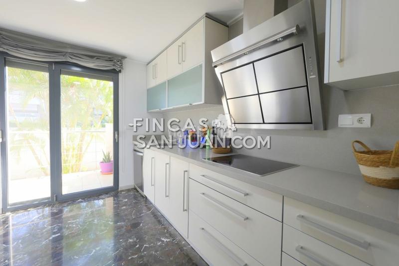 Foto 606d94ad-0d6e-44ac-923a-8e509508478e. Xalet amb calefacció aparcament piscina a Salafranca-Lloixa San Juan de Alicante