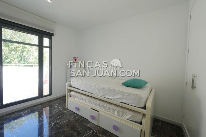 Foto d5297ab2-d054-4ebd-bfb7-6f3ef9e3db96. Xalet amb calefacció aparcament piscina a Salafranca-Lloixa San Juan de Alicante