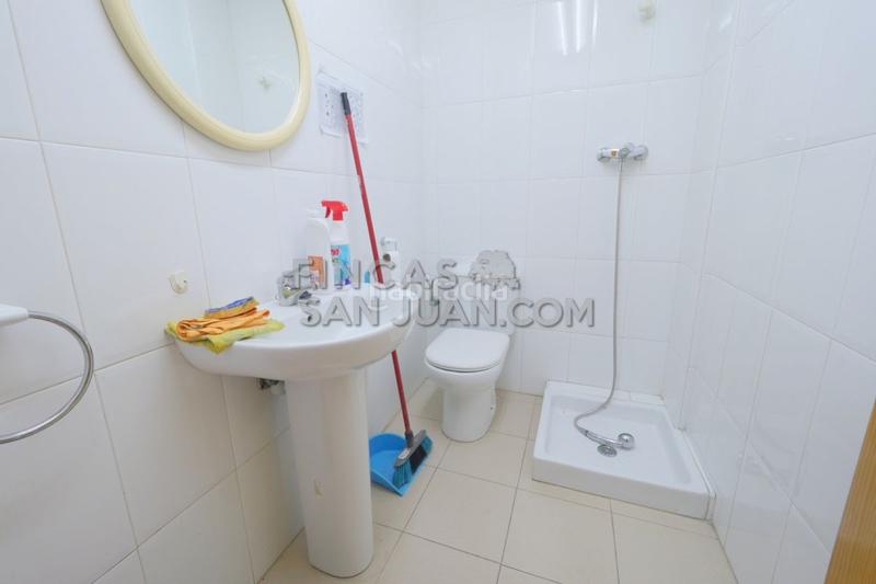 Foto 1b8fd5c6-6da7-464f-9772-a37365783720. Local comercial a Centro Mutxamel