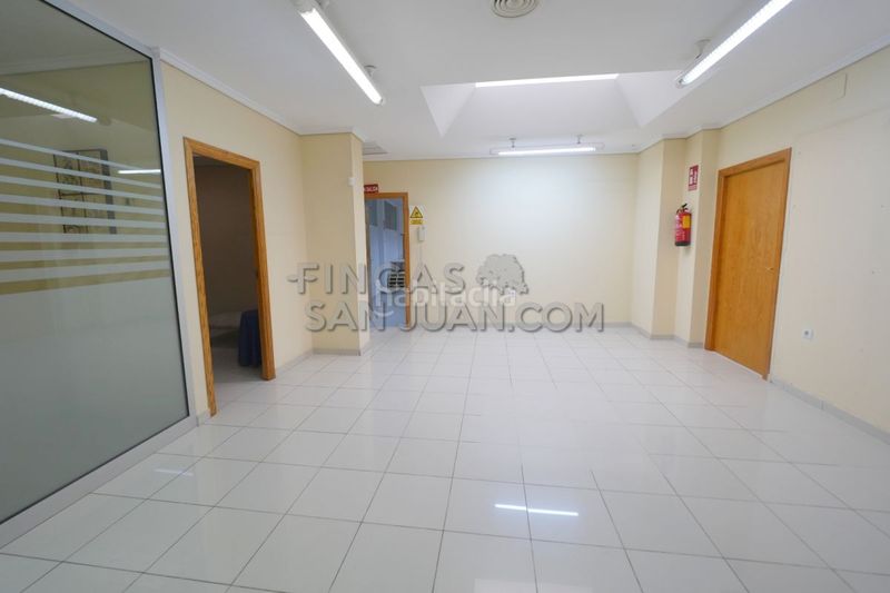 Foto 5eb385f2-08fb-43c3-a331-72f3f8ab1bbf. Local comercial a Centro Mutxamel