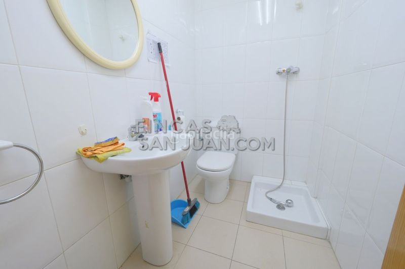 Foto 78c0f7cd-c92d-4b72-84da-e3d940d6132f. Local comercial a Centro Mutxamel