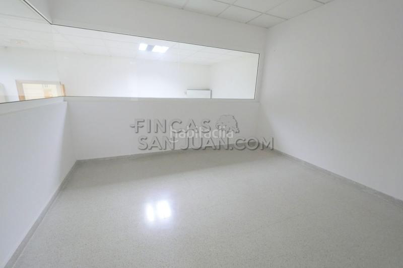 Foto c896da0f-7af0-4ae9-8a89-38c92cf67a5d. Local comercial a Centro Mutxamel