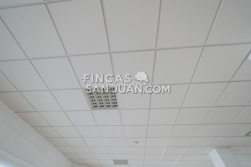 Foto 0d25cb4a-b1a7-42f1-9388-690b6c482650. Local comercial a Campello Pueblo Campello (el)
