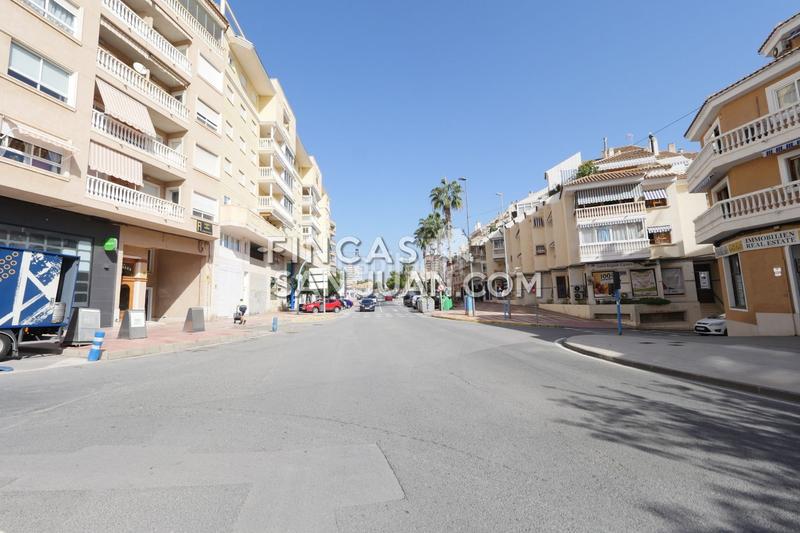 Foto bc092504-7428-439d-9c53-b695180b53d3. Appartamento con riscaldamento parcheggio in Campello Playa Campello (el)