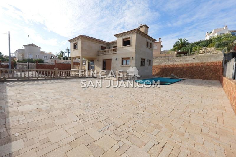 Foto 192a0a8e-14cd-493a-8c0c-94ce41db798f. Xalet amb aparcament piscina a Pueblo Acantilado-Lanuza Campello (el)