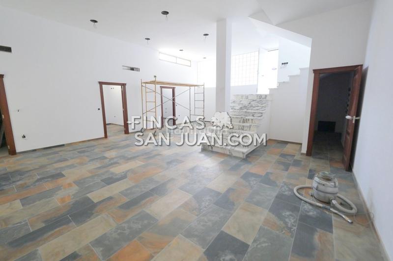 Foto 3dc30d67-837f-4d60-b763-ab75fe20470b. Xalet amb aparcament piscina a Pueblo Acantilado-Lanuza Campello (el)