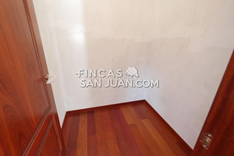 Foto 49e46627-4f66-4693-9c9f-50fd6d76a881. Xalet amb aparcament piscina a Pueblo Acantilado-Lanuza Campello (el)