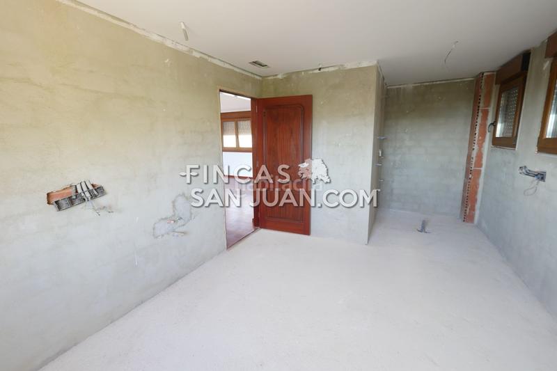 Foto 54138fe3-0710-4865-b165-c8be6b6414d0. Xalet amb aparcament piscina a Pueblo Acantilado-Lanuza Campello (el)