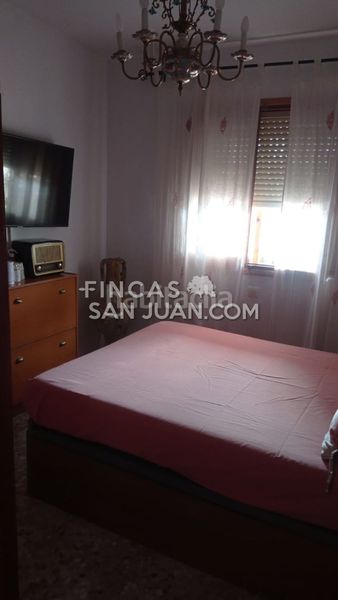 Foto f7bc0cd6-082c-42bd-8f58-d3dfdf870cce. Xalet amb aparcament piscina a Villafranqueza Alicante