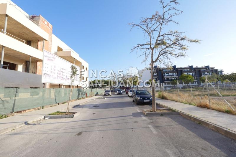 Foto 93f7997b-3a93-49a3-b2ac-6683a533cb1c. Terreny residencial a Centro San Juan de Alicante
