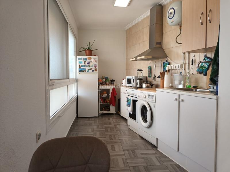 Foto 069cc559-c68e-4e00-ad0b-4753f6470831. Pis amb aparcament a Goteta Alicante