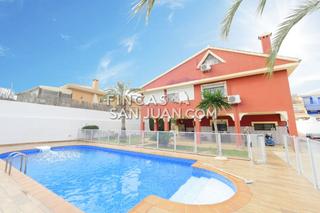 Xalet a La Huerta. Chalet en venta en la huerta, 7 dormitorios.