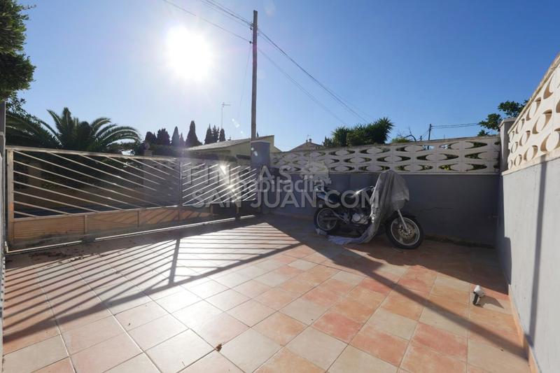 Foto b2df2bd9-19f9-4b6e-94aa-329bf17cdab0. Chalet  en venta en el amerador, 3 dormitorios. en Campello (el)