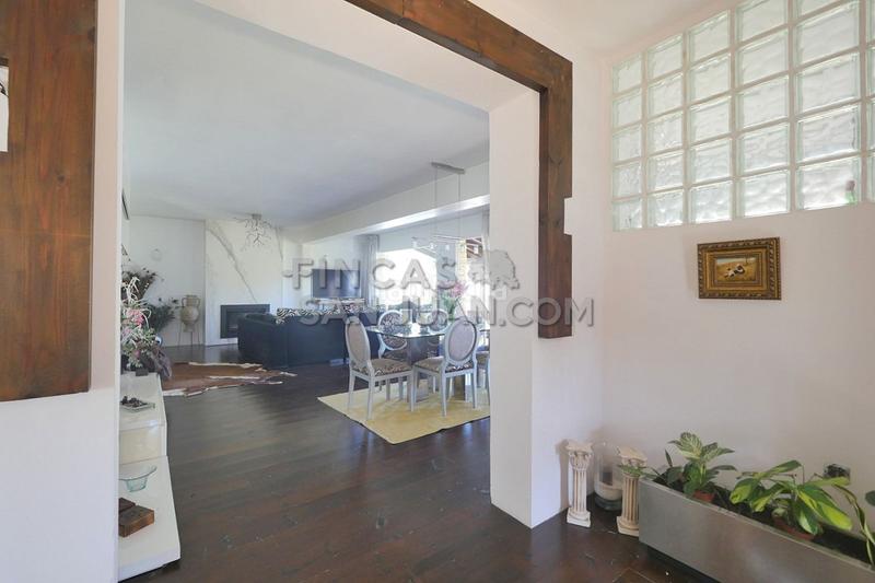 Foto c70ea6f4-f9a4-452c-b56c-ac98274621b3. Chalet  en venta en el amerador, 3 dormitorios. en Campello (el)