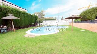 Maison jumelée à Bellavista-Capiscol-Frank Espinós. Adosado en venta en capiscol, 3 dormitorios.