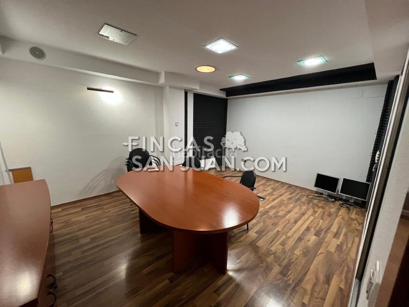 Foto dfbd61bc-8e11-4d7b-aa81-bebb21cafe70. Local commercial dans Centro Mutxamel