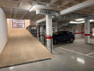 Location Parking voiture à Centro. Garaje en alquiler en centro.