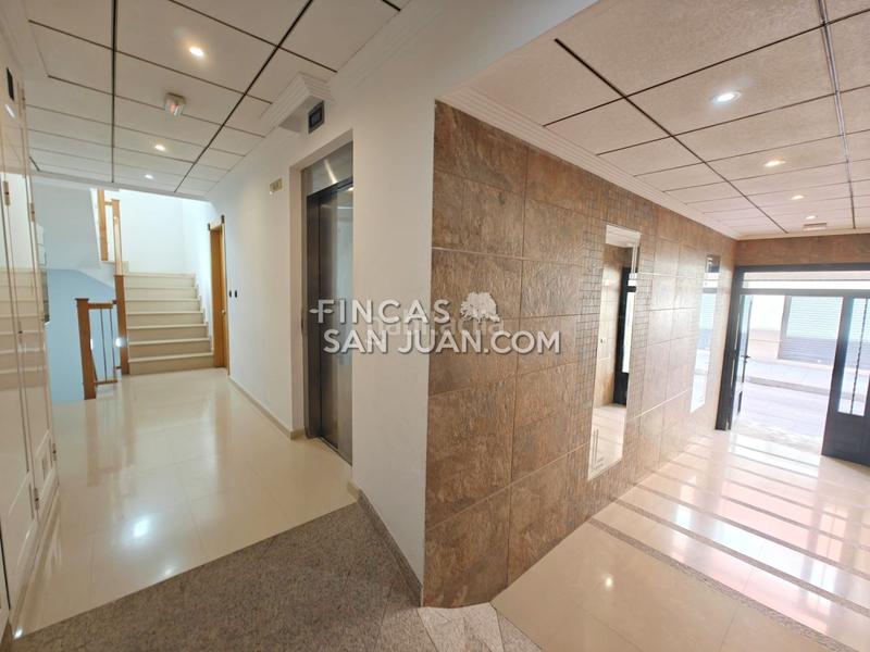 Foto a9b6d3ac-3b95-4f6d-9a32-aa79646c72ec. Appartamento in Orihuela ciudad Orihuela