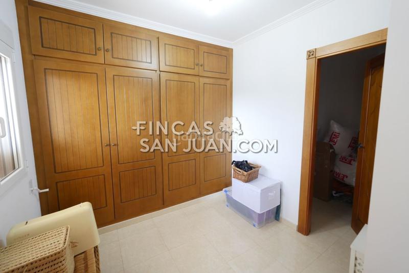 Foto 33c708ed-4f81-48b0-8e1e-4d8cdf68c2cf. Chalet  en venta en la almajada, 5 dormitorios. en Alicante