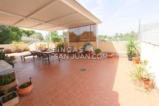 Casa adossada a Almajada-Ravel. Adosado en venta en ravel, 3 dormitorios.