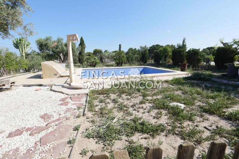 Foto 93ab1dc0-025a-4a2d-9050-6bdb6b1f72de. Chalet  en venta en rio park, 3 dormitorios. en Mutxamel