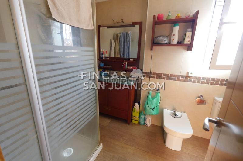 Foto b48750e9-f970-49c6-ba8e-3bea38ca81d9. Chalet  en venta en rio park, 3 dormitorios. en Mutxamel