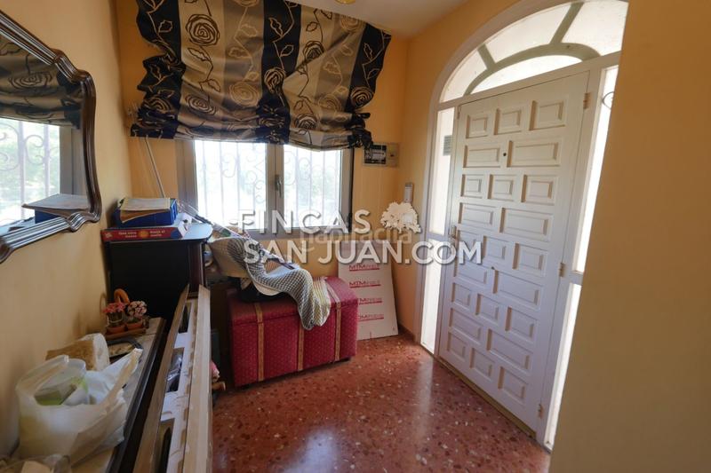 Foto b76dbffa-ad4e-402d-aaa6-46dc78c046d0. Chalet  en venta en rio park, 3 dormitorios. en Mutxamel