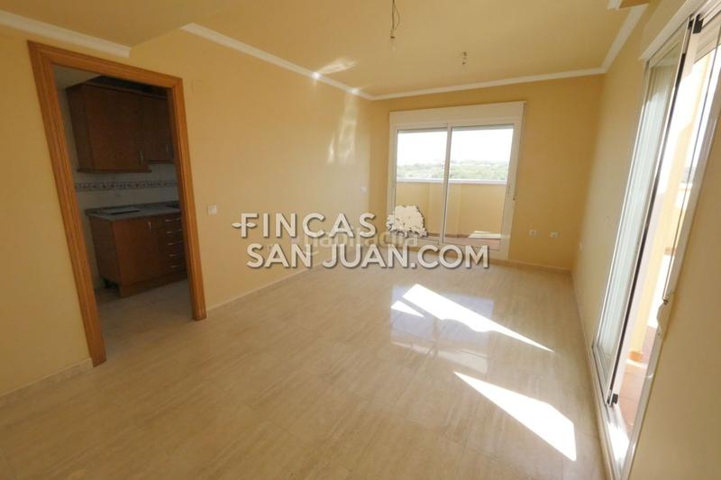 Foto 35f35c44-3c9f-4e72-abad-f67ecb70c82e. Ático atico en venta en puerto, 2 dormitorios. en Guardamar del Segura