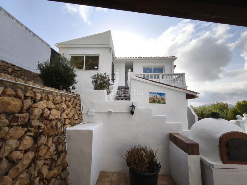 Foto 8f154380-88c7-436f-b6d4-bfc19df9060d. Chalet  en venta en nucia la, 4 dormitorios. en Nucia (la)