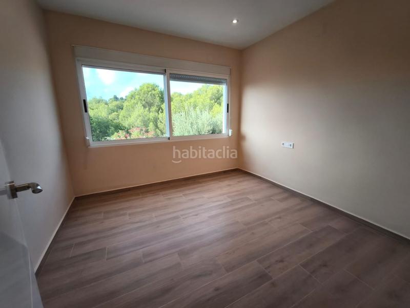 Foto ec6144bb-ee21-4dc3-8dc8-d9adab6d3181. Chalet  en venta en nucia la, 4 dormitorios. en Nucia (la)