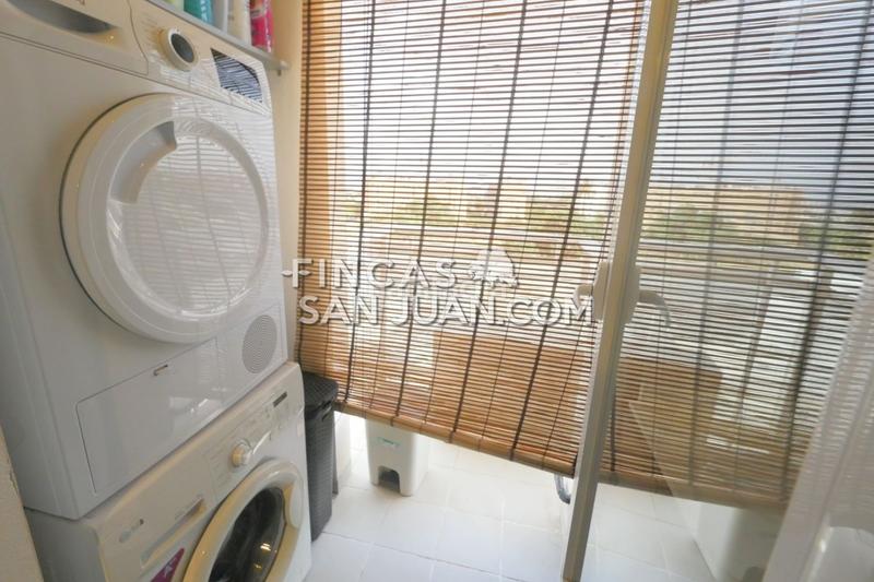 Foto 11d228e3-465e-4bb0-b59f-f459b609eee6. Piso  en venta en sant joan dalacant, 3 dormitorios. en San Juan de Alicante