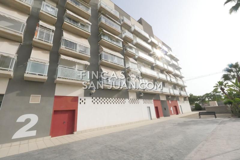 Foto 25bee29b-af4d-4eee-a308-3dc31ebe8947. Piso  en venta en sant joan dalacant, 3 dormitorios. en San Juan de Alicante