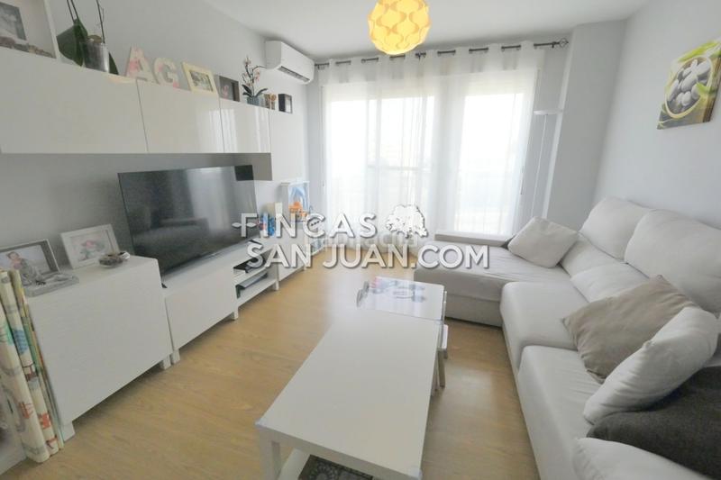 Foto f2d18040-e035-4bea-92b9-8dcc89aac7a3. Piso  en venta en sant joan dalacant, 3 dormitorios. en San Juan de Alicante