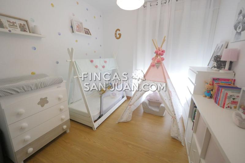 Foto fe6920ae-be5b-4956-951e-646d7b6e036d. Piso  en venta en sant joan dalacant, 3 dormitorios. en San Juan de Alicante